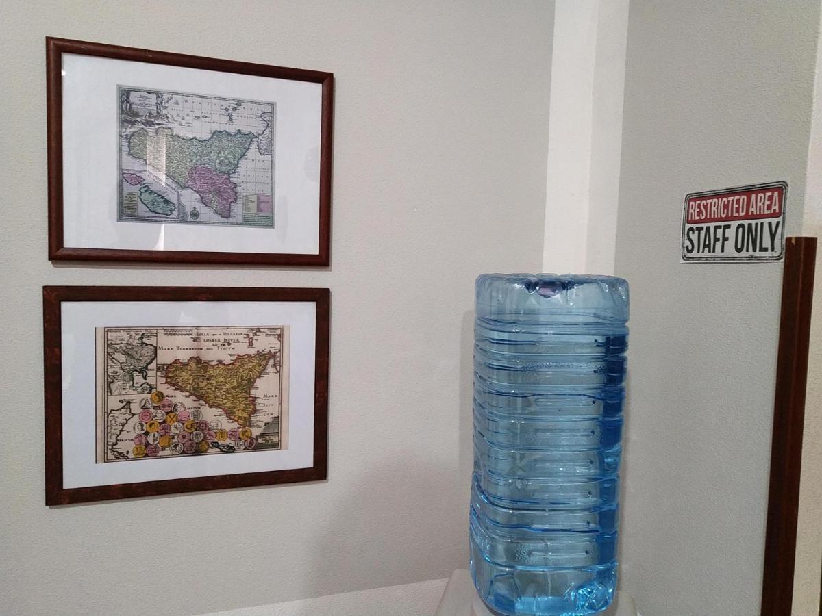 Il Genio Del Porto - Mabbonath B&B Palermo Bagian luar foto