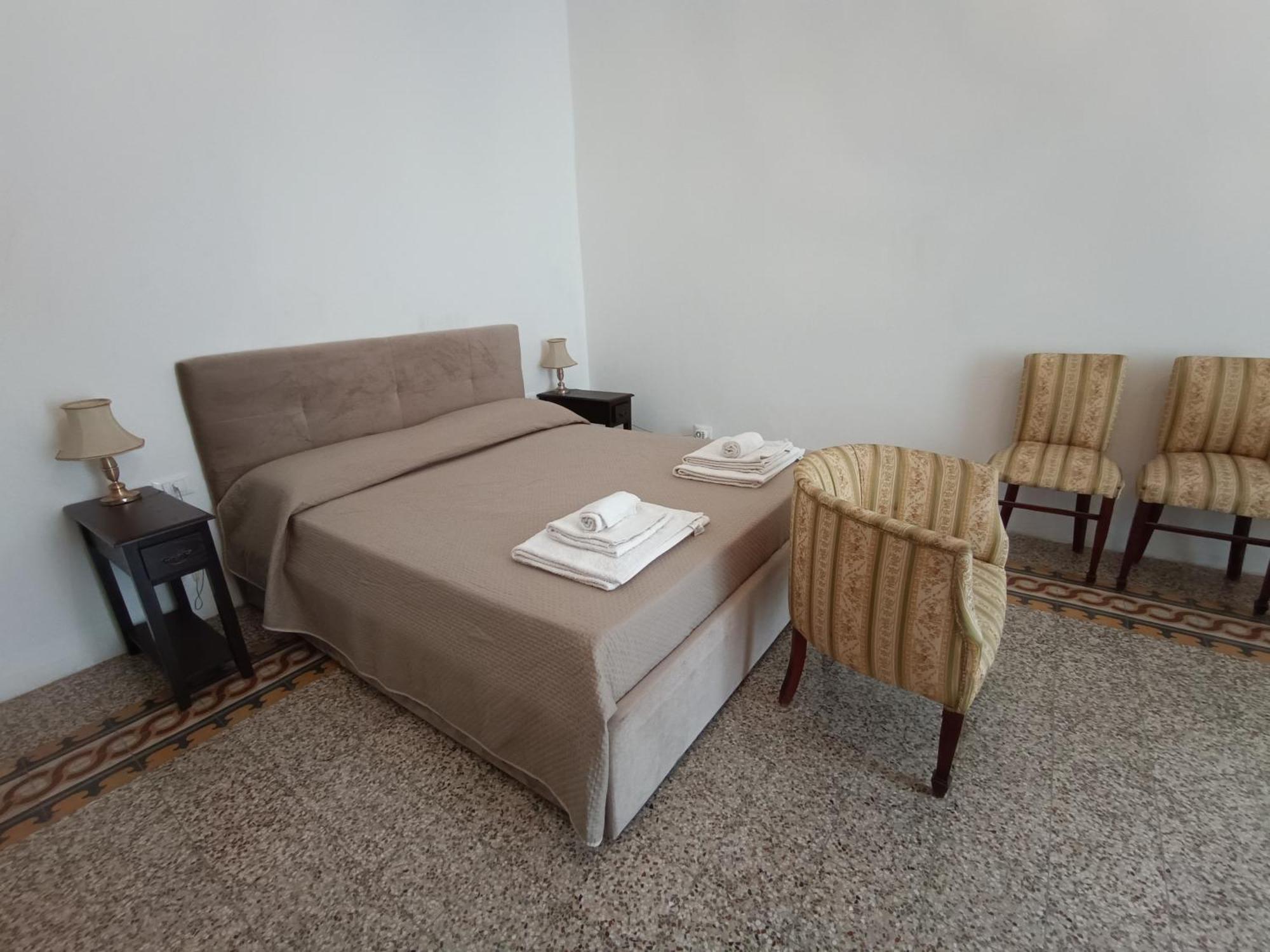 Il Genio Del Porto - Mabbonath B&B Palermo Bagian luar foto