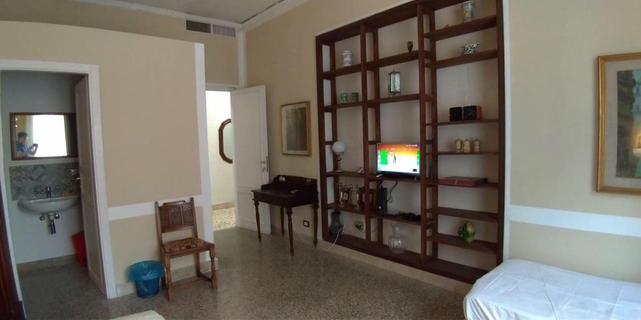 Il Genio Del Porto - Mabbonath B&B Palermo Bagian luar foto